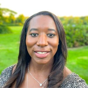 Meet your Posher, Jamila